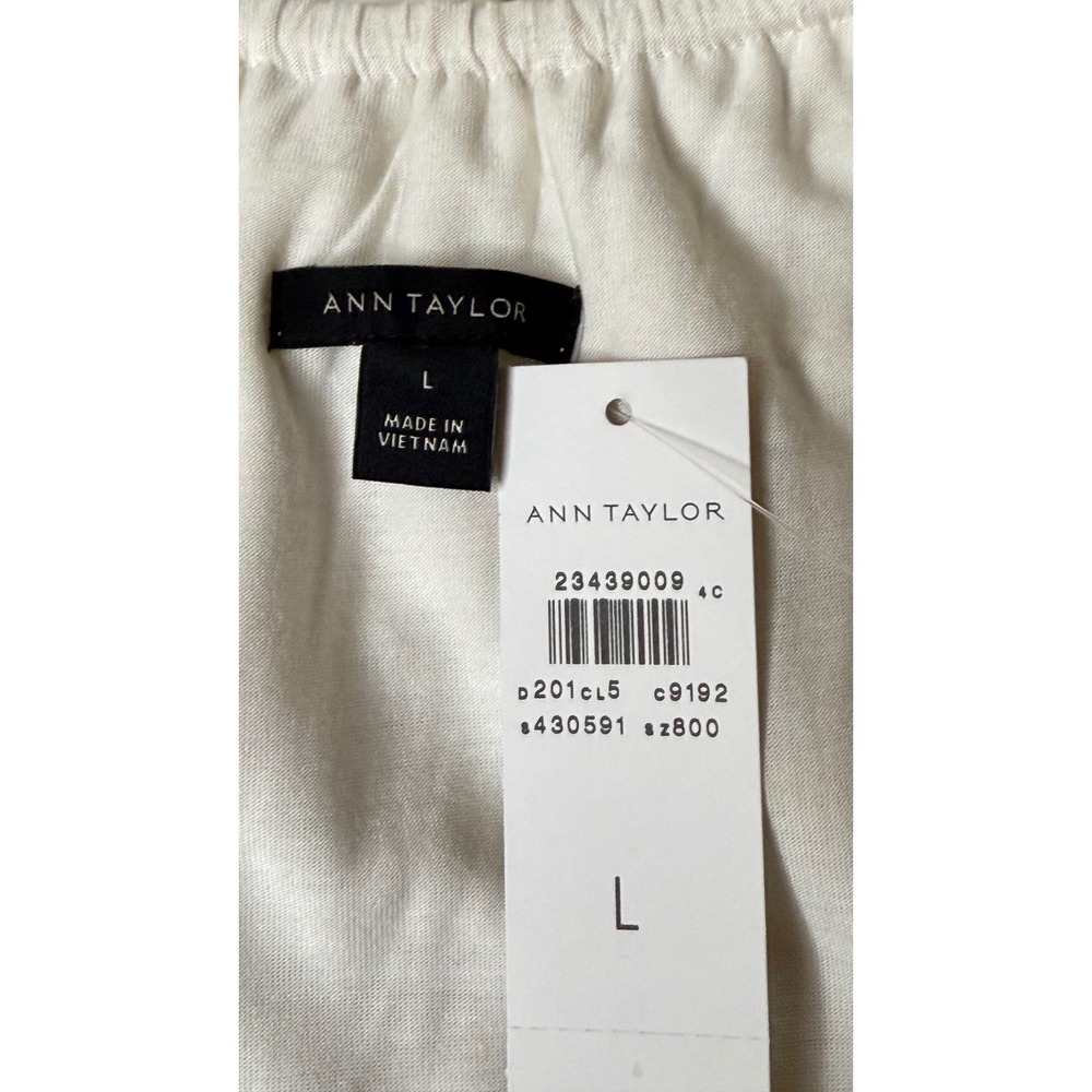 Ann Taylor Womens Cream Cold Shoulder Popover Camisole Blouse NWT Large 23439009 - Picture 2 of 3